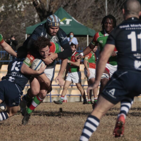 Igualada derrota de CAR COANDA frente al CLUB RUGBY MARBELLA